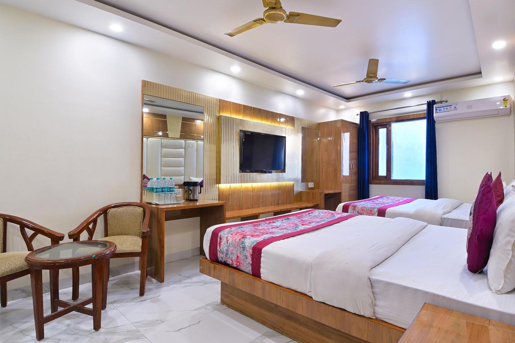 Hotel Glow Inn Paharganj-3 Mins Walk From New Delhi Railway Station Kültér fotó