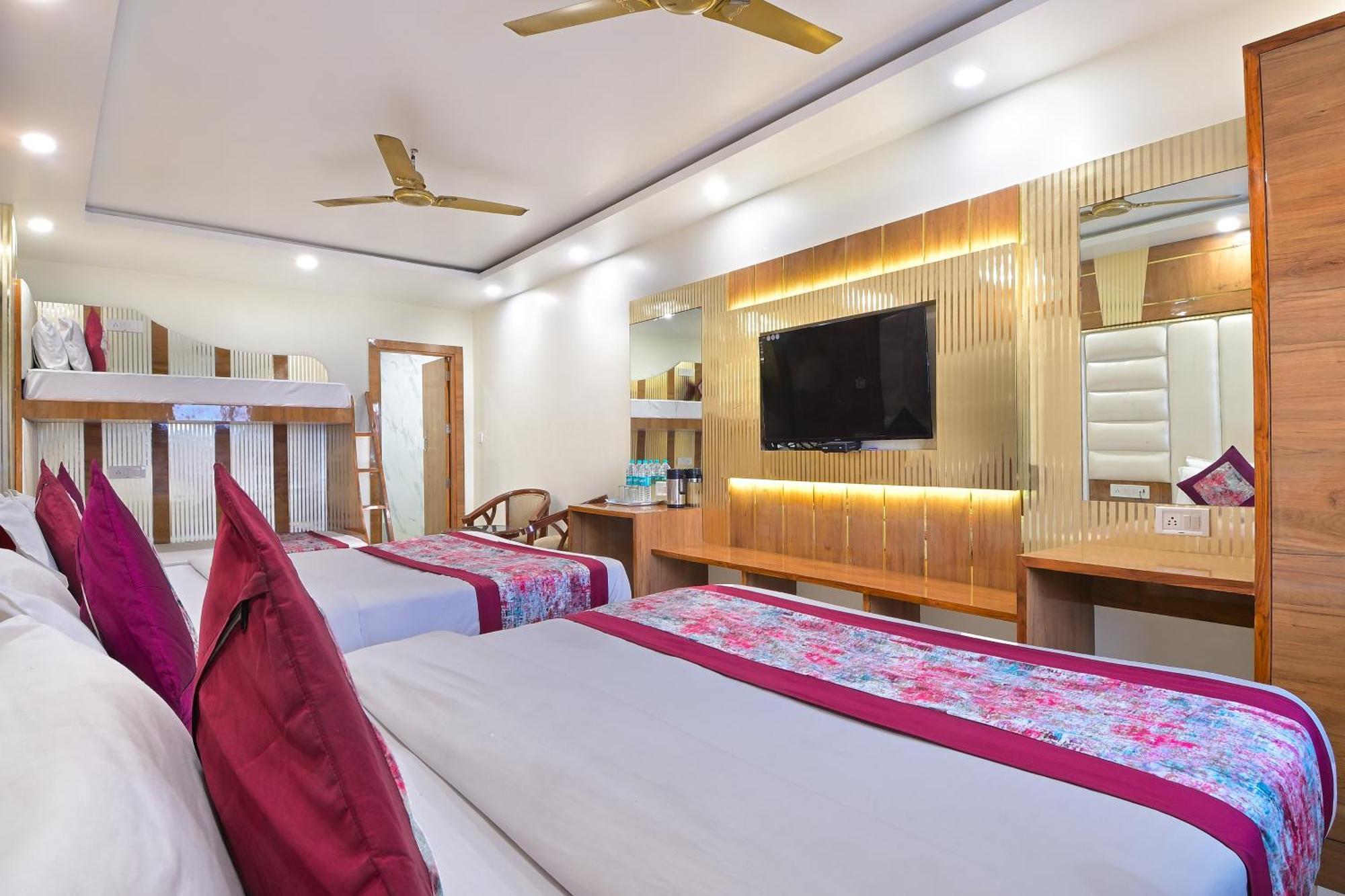 Hotel Glow Inn Paharganj-3 Mins Walk From New Delhi Railway Station Kültér fotó