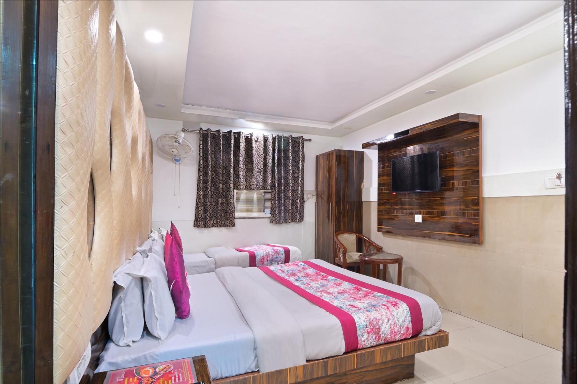Hotel Glow Inn Paharganj-3 Mins Walk From New Delhi Railway Station Kültér fotó