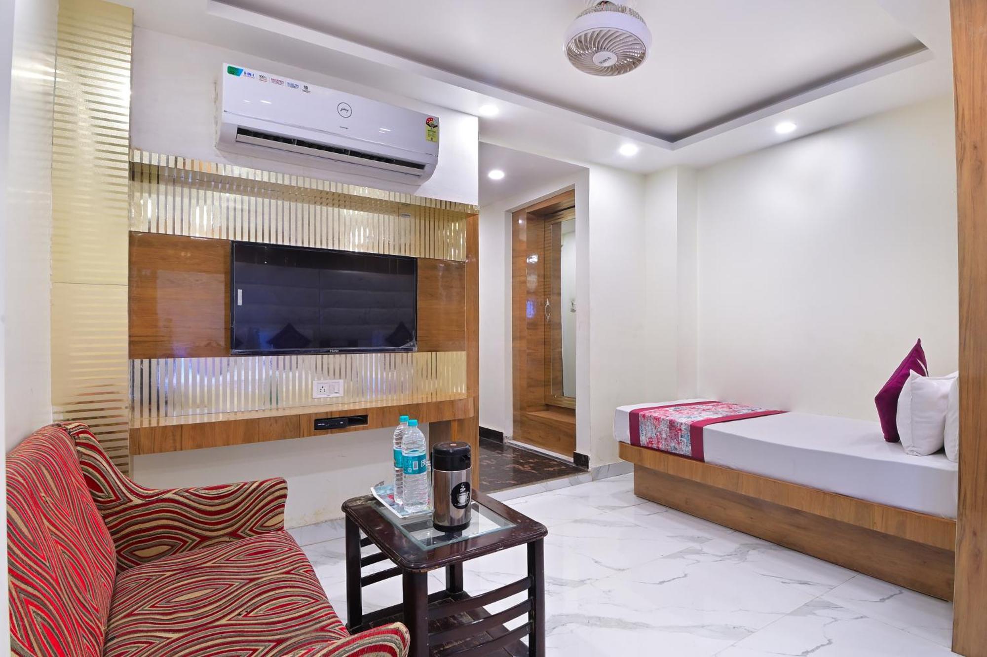 Hotel Glow Inn Paharganj-3 Mins Walk From New Delhi Railway Station Kültér fotó